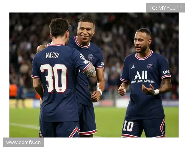 巴黎圣日耳曼防线稳定性问题持续，已影响球队关键战表现。